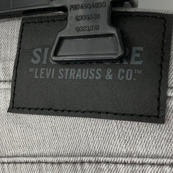 Signature Levis S37 Slim Women Gray Jeans Size 29 x 31 Raw Hem Stretch EUC - Picture 6 of 11
